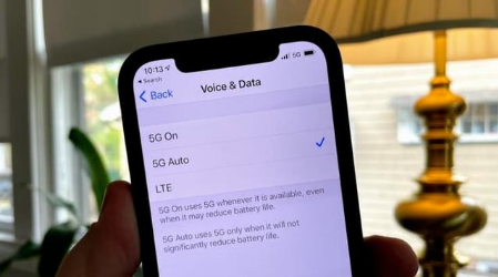 晴隆苹果手机维修分享iPhone 12如何打开或关闭5G网络 