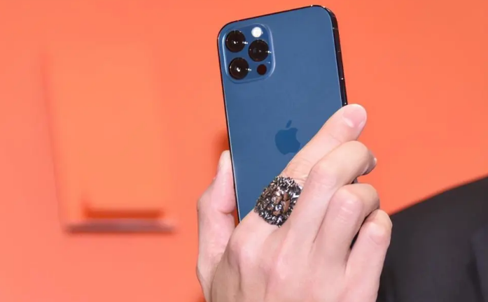 晴隆苹果手机维修分享iPhone12系列重启方法教程 